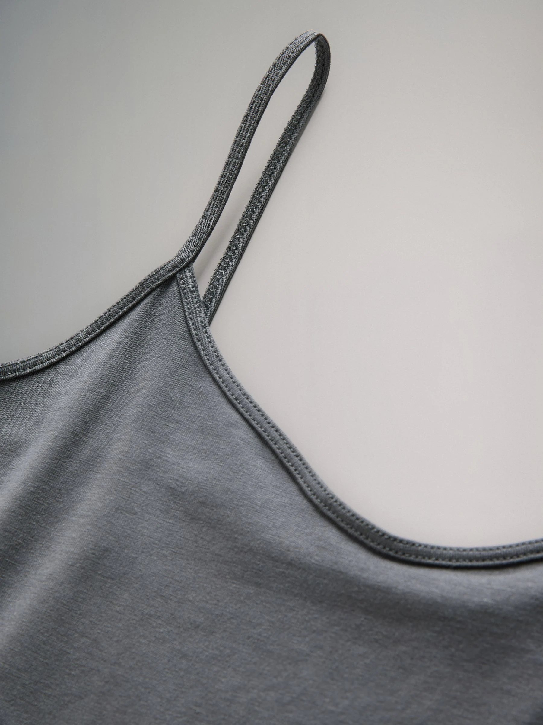 Zwart/grijs/middenblauw/blauw/grijs gemêleerd/lichtgrijs/wit - The Set 7 pakken dunne bandvest Tops