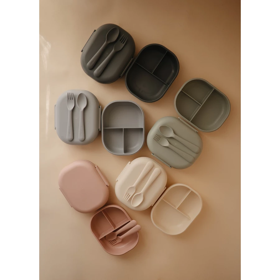 mushie Lunchbox blush