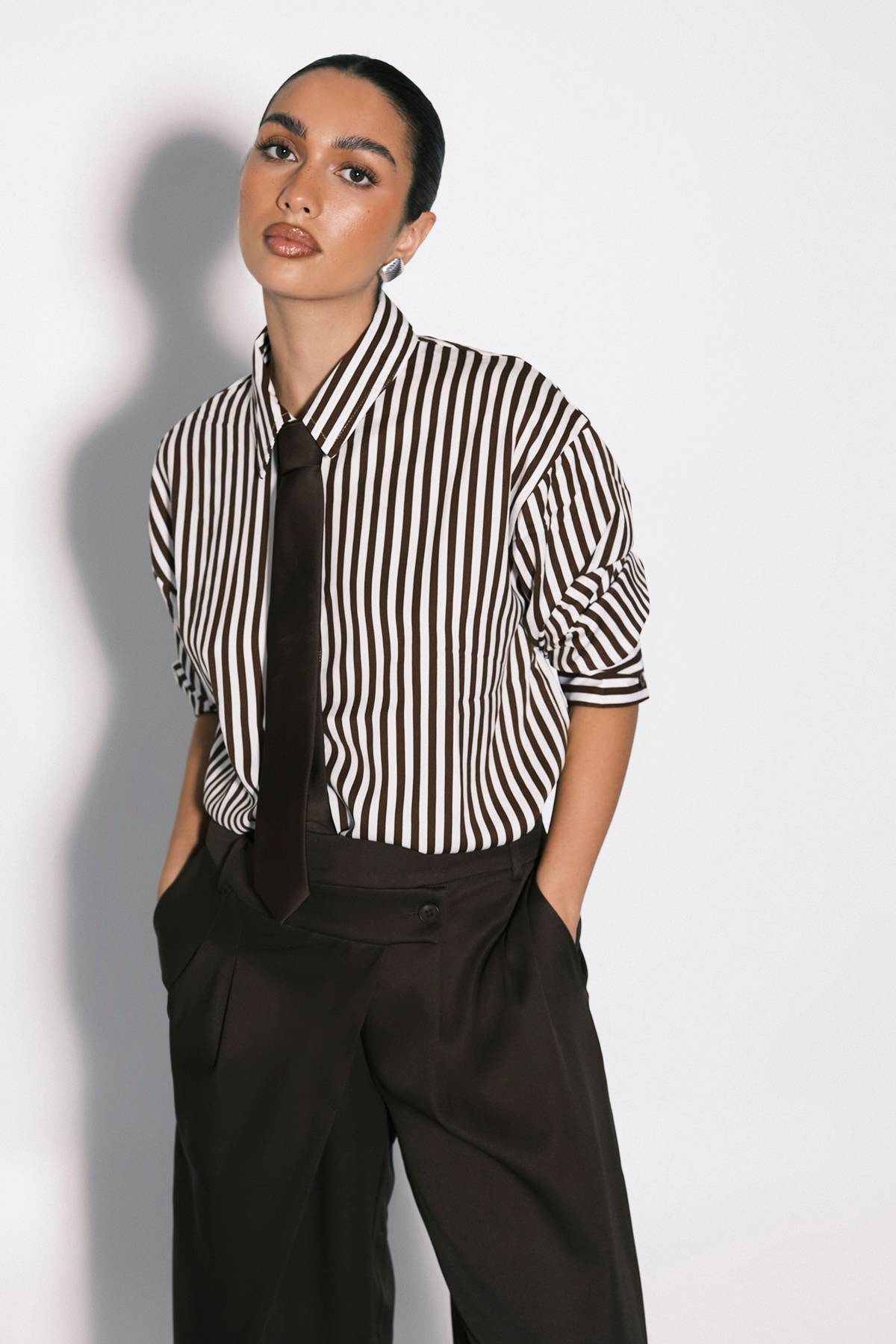 boohoo Chemise Cintrée À Rayures Mixtes