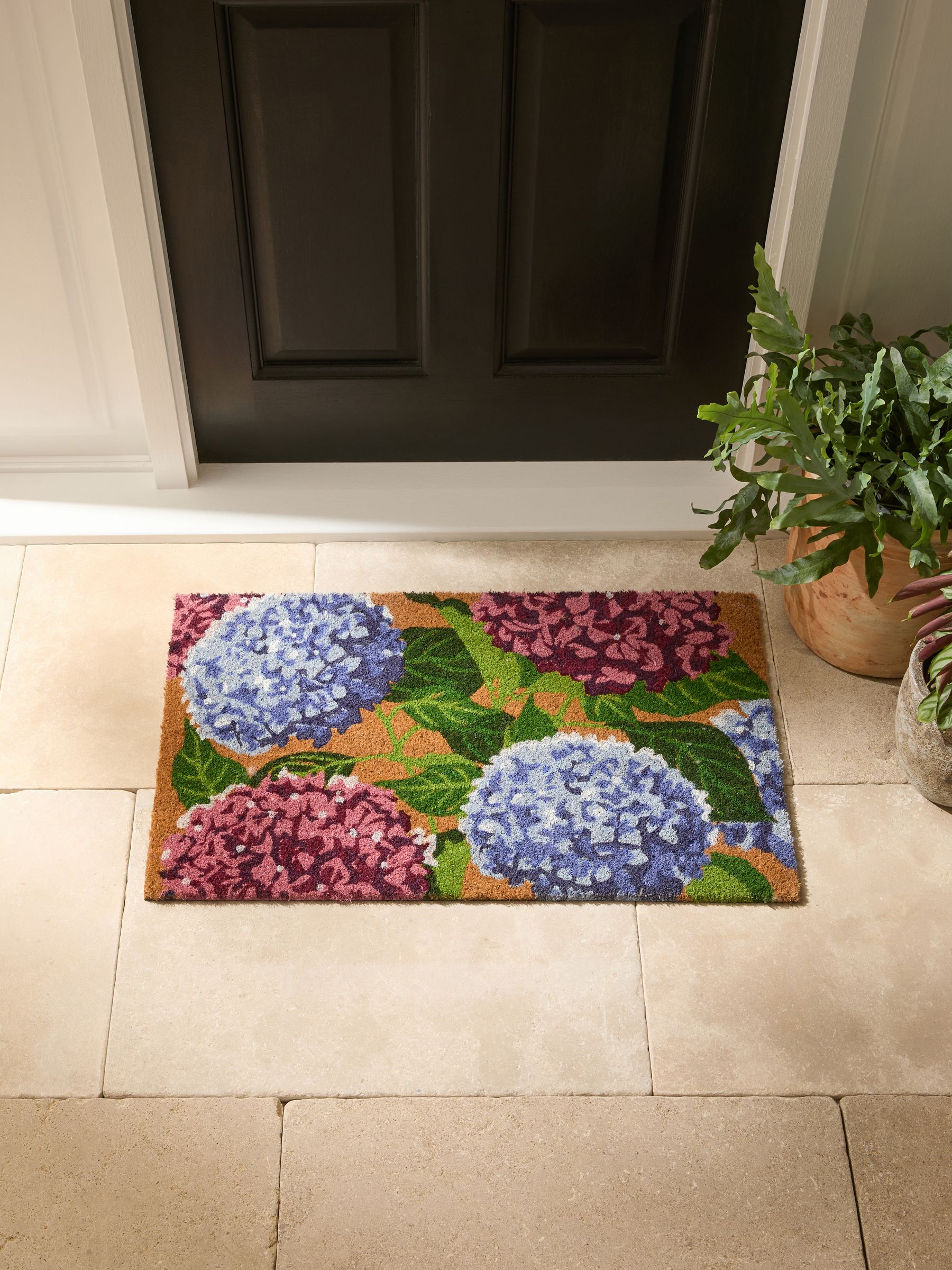 Hydrangea Floral Coir Doormat