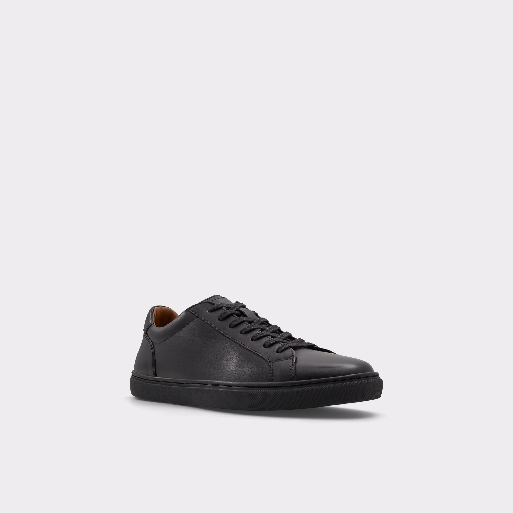 Classicspec Black Men Sneakers