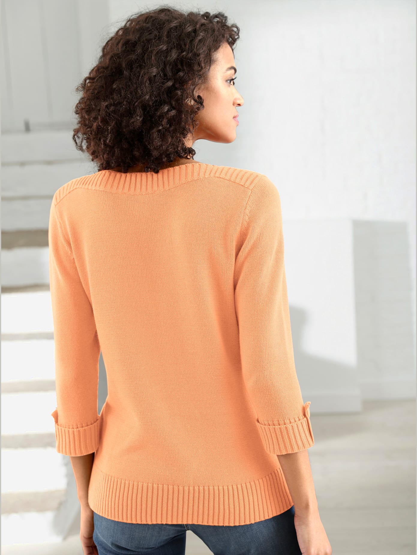 Pull femme manches 3/4 revers boutonnés