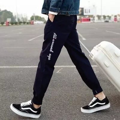 Wescosso - Gestreepte cropped rechte broek met middelhoge taille / Harembroek met geborduurde letters