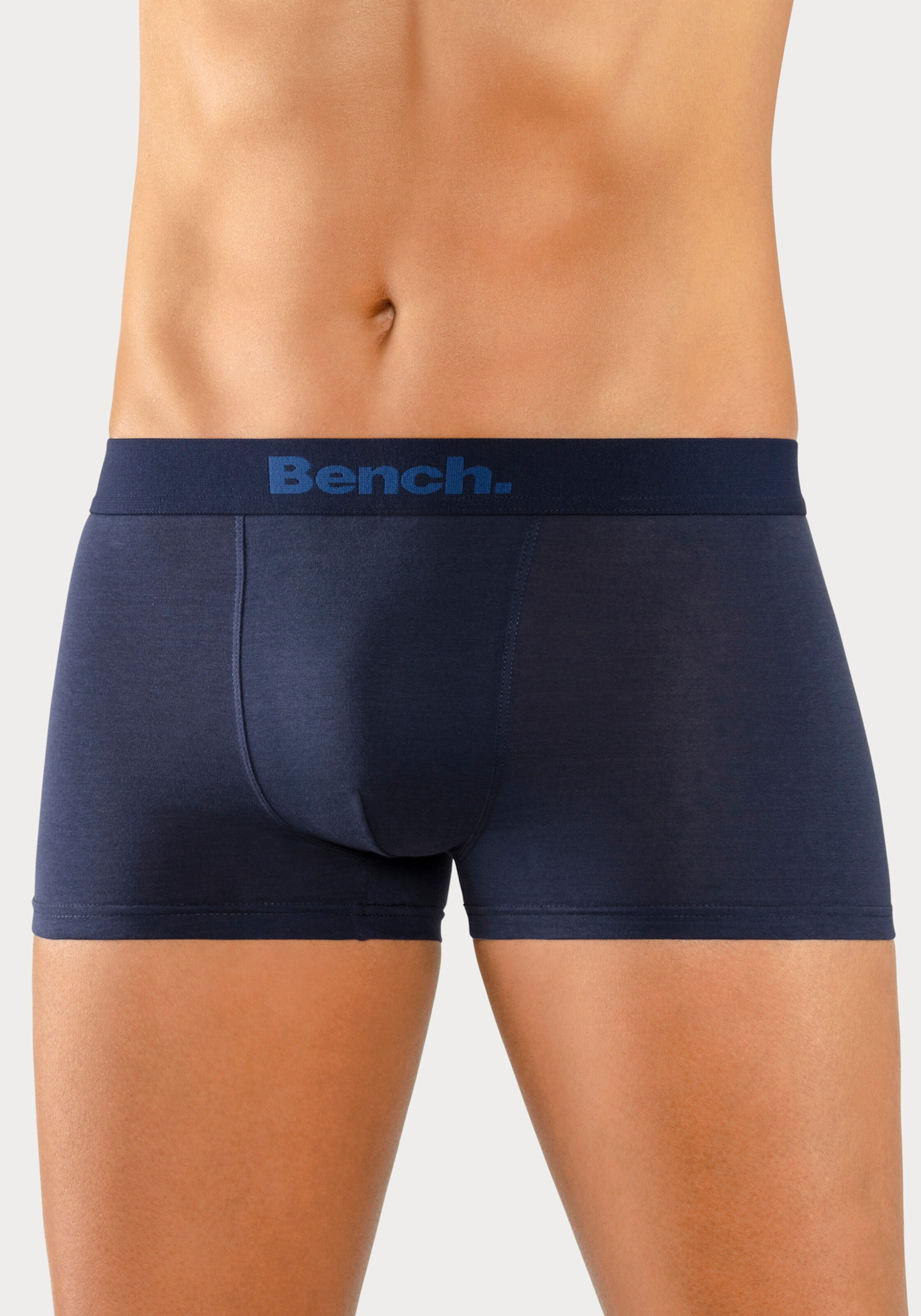 Bench. Boxer in rot, blau, grau-meliert, navy
