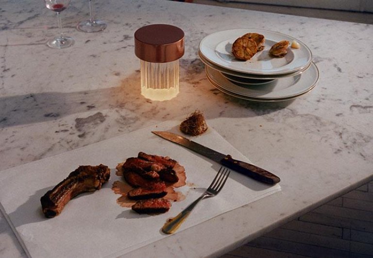 Flos Last Order Fluted tafellamp LED oplaadbaar zilver