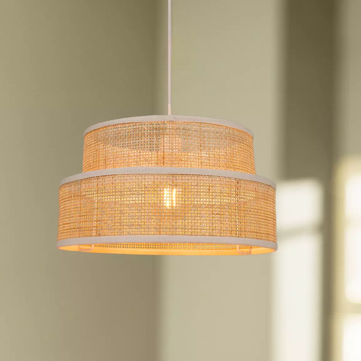 Suspension lumineuse en paille (D35 cm) Yuca Beige