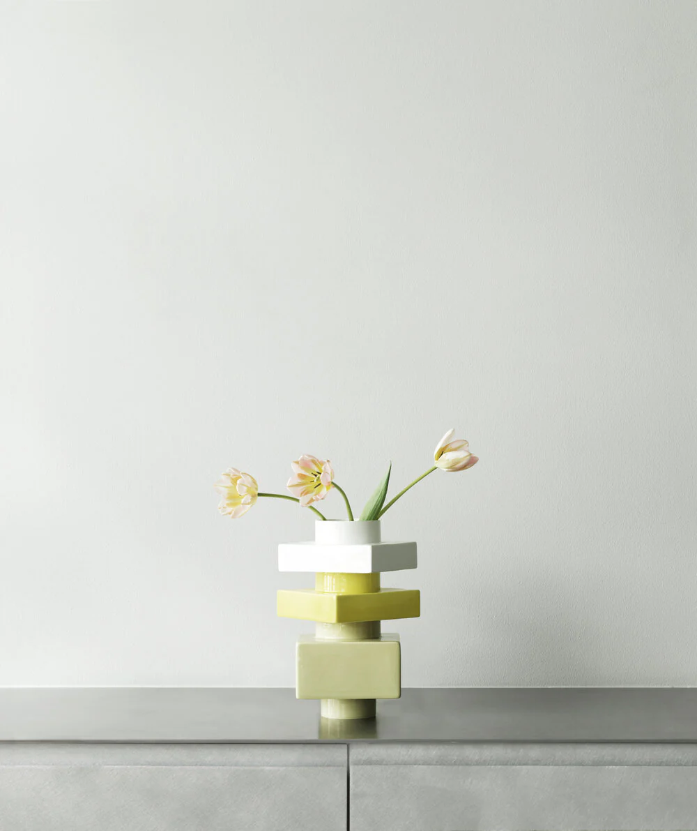 Normann Copenhagen  Deko objects lille vase, Snow - H12 cm.