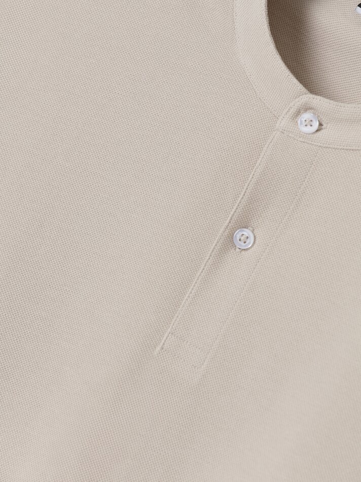 Camisa polo com gola mandarim - Rolo de wafer