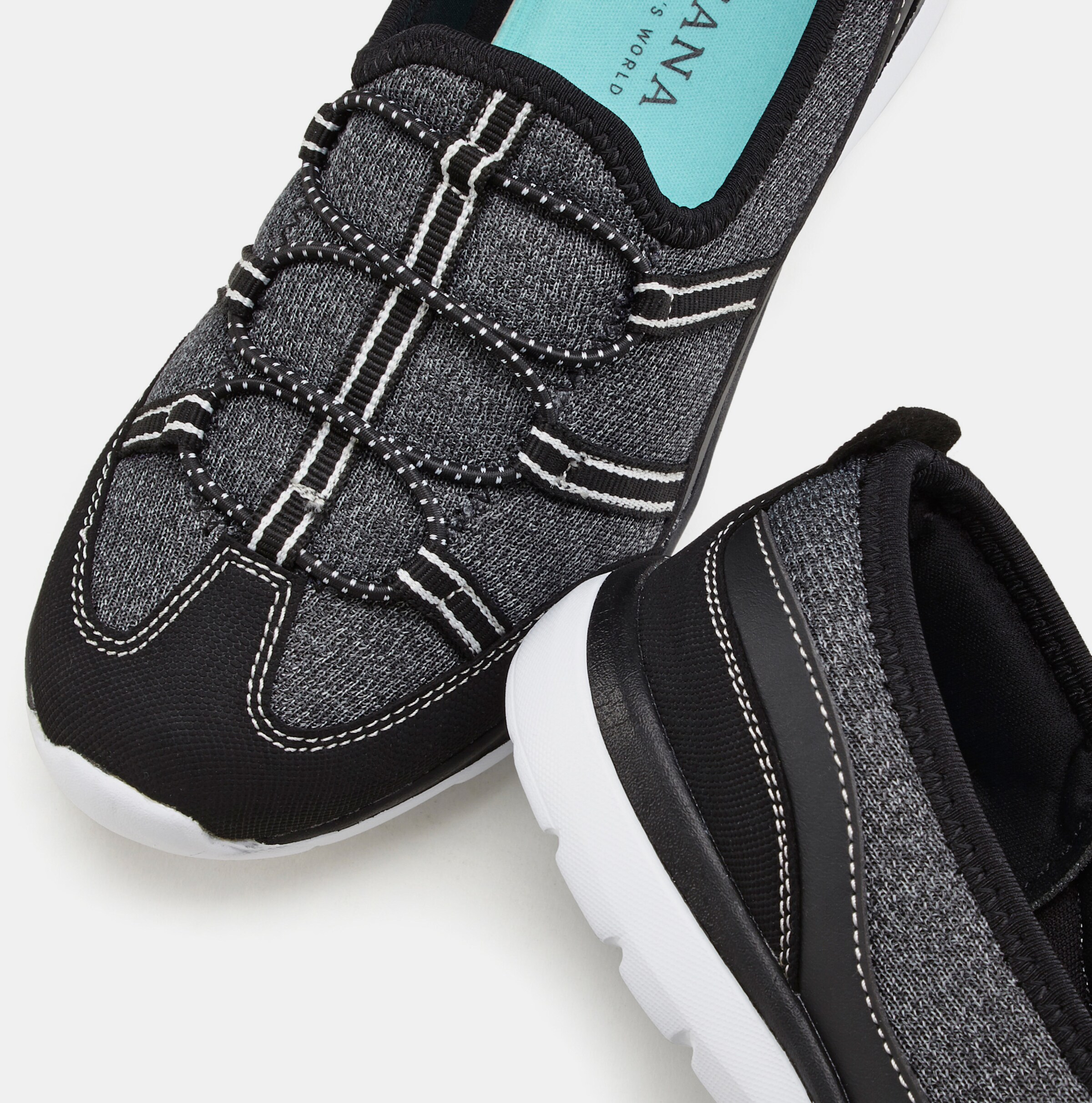 Sneaker