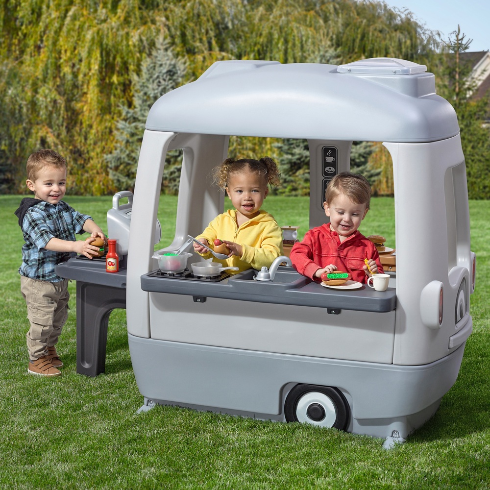 Step 2 Abenteuer-Camper-Spielhaus