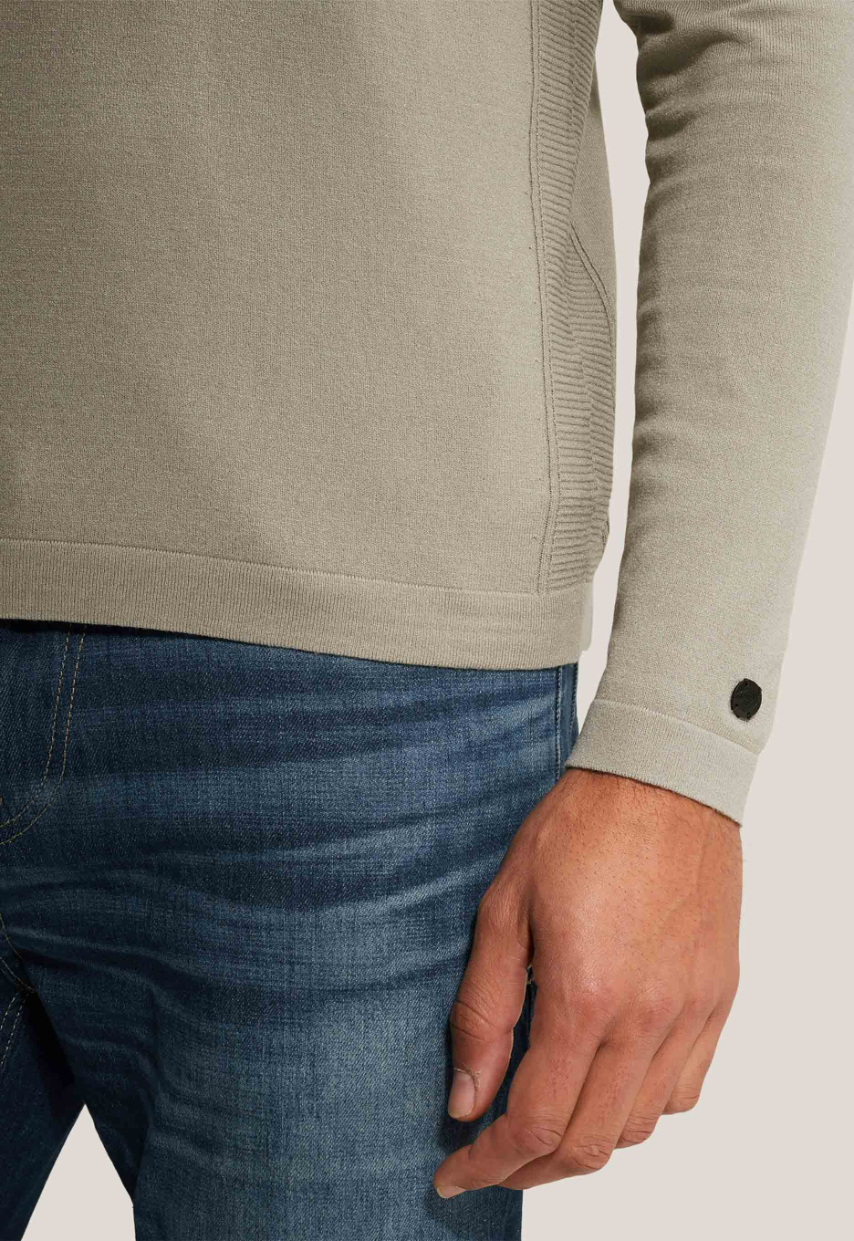 Cast Iron Collar Half Zip Trui