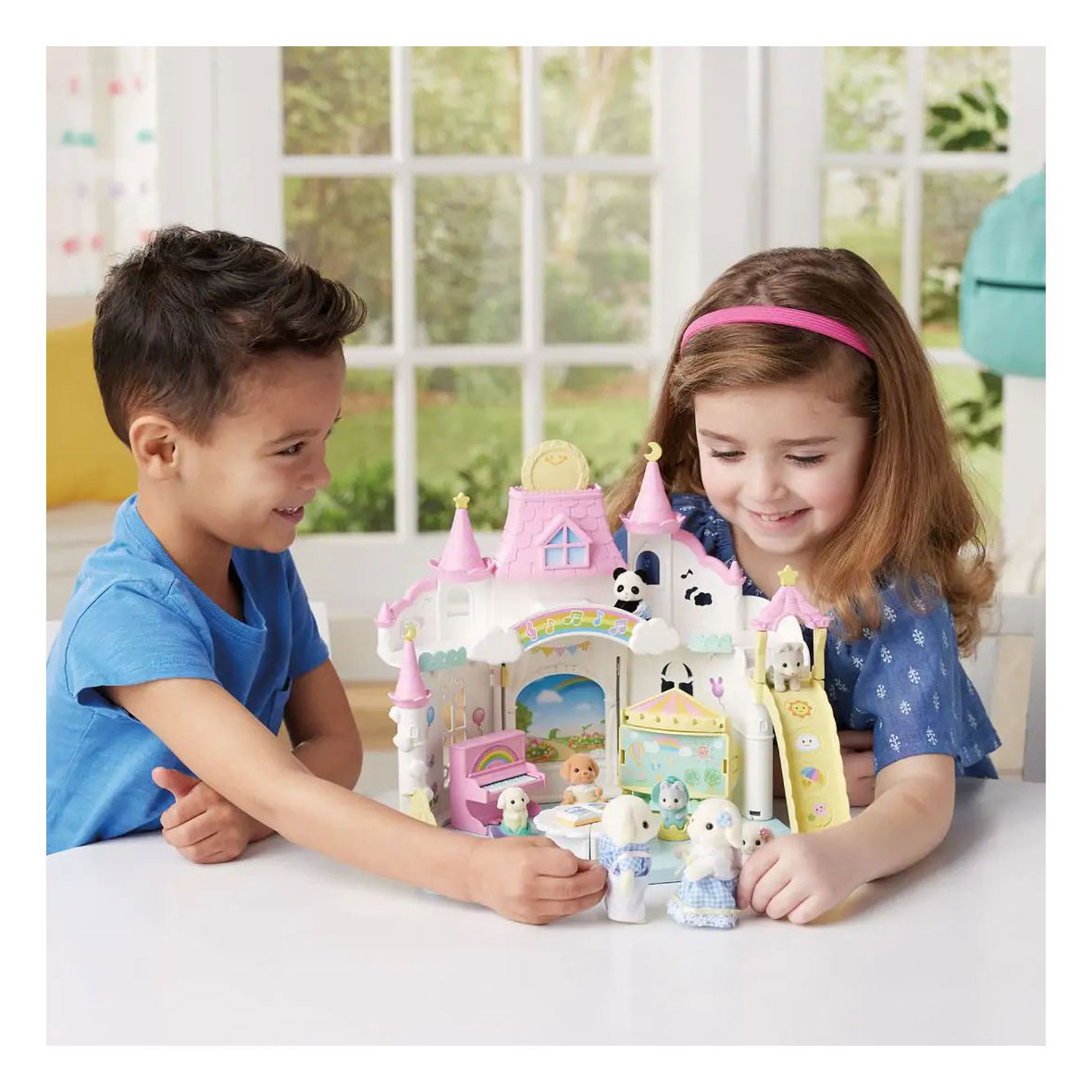 Sylvanian Families 5743 Zonnig Kinderopvang Kasteel