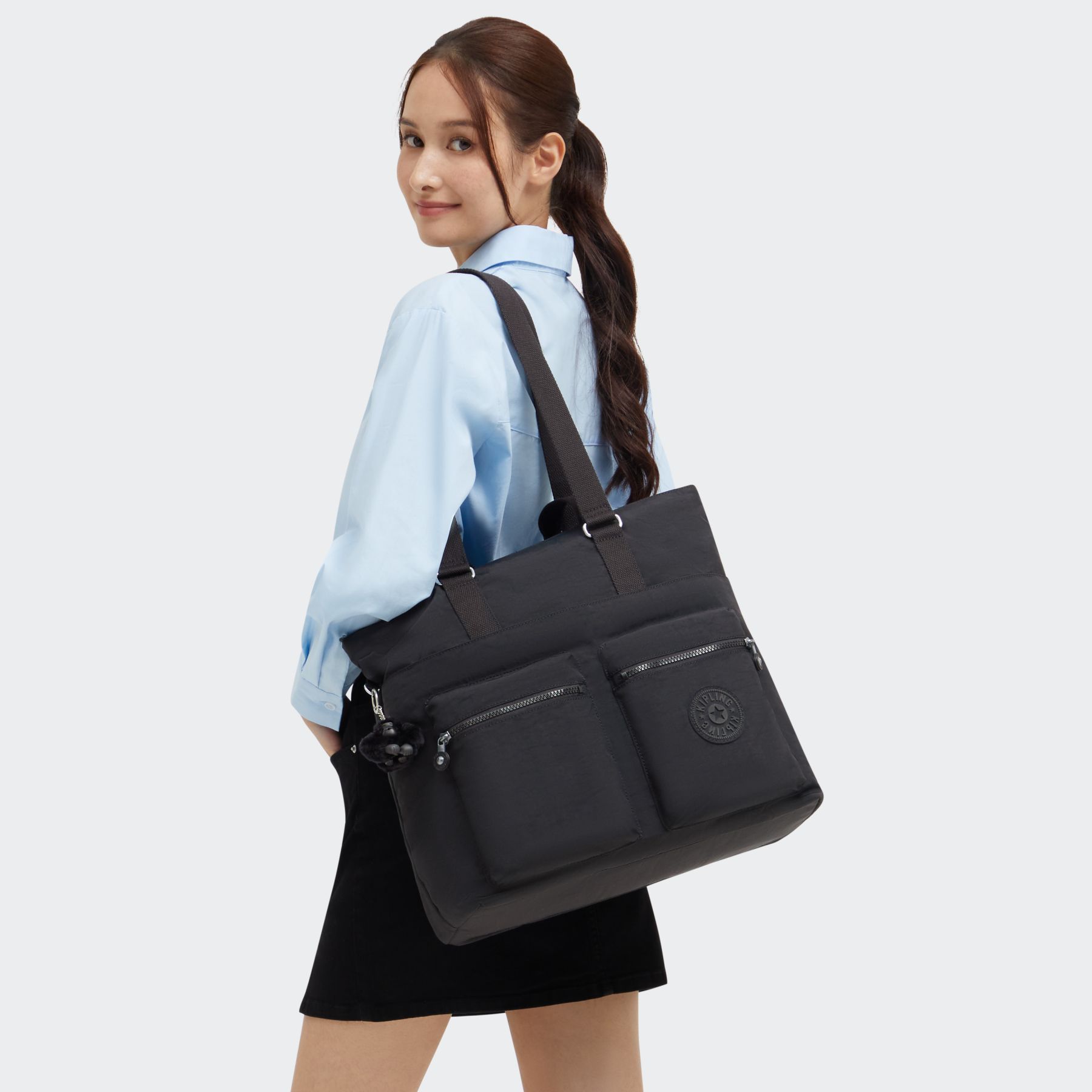 INDIA Grand fourre-tout avec compartiment pour ordinateur portable - Black Noir