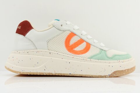 No Name Sneaker