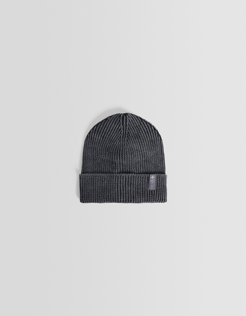 Gorro com efeito desbotado