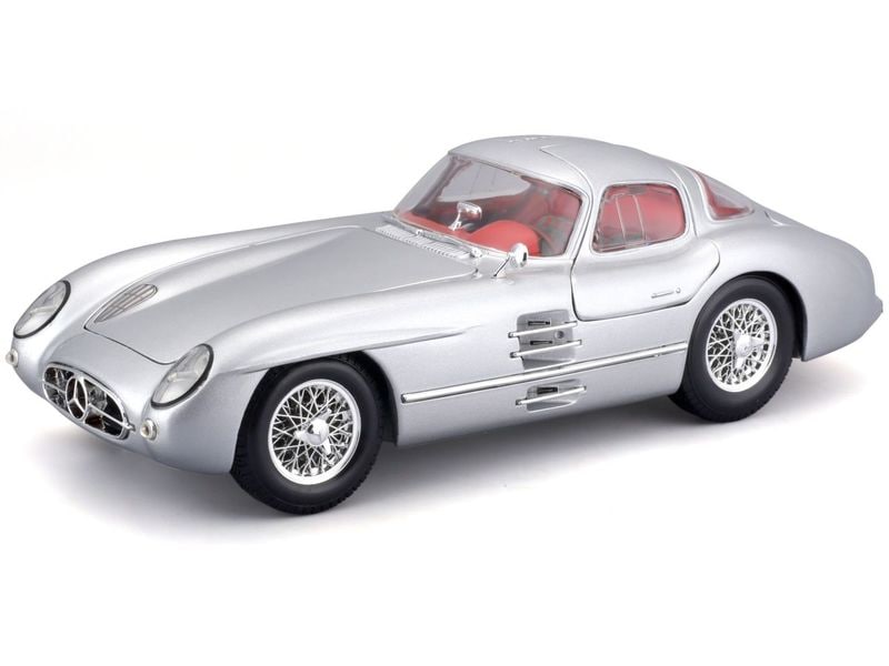Maisto Mercedes 300 SLR Uhlenhaut 1:18 Sammlermodell im Massstab 1:18