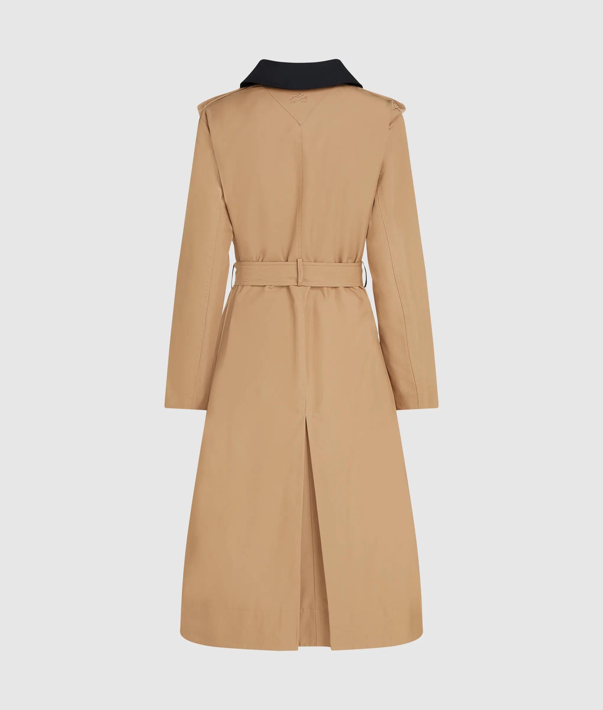 Transformeerbare trenchcoat