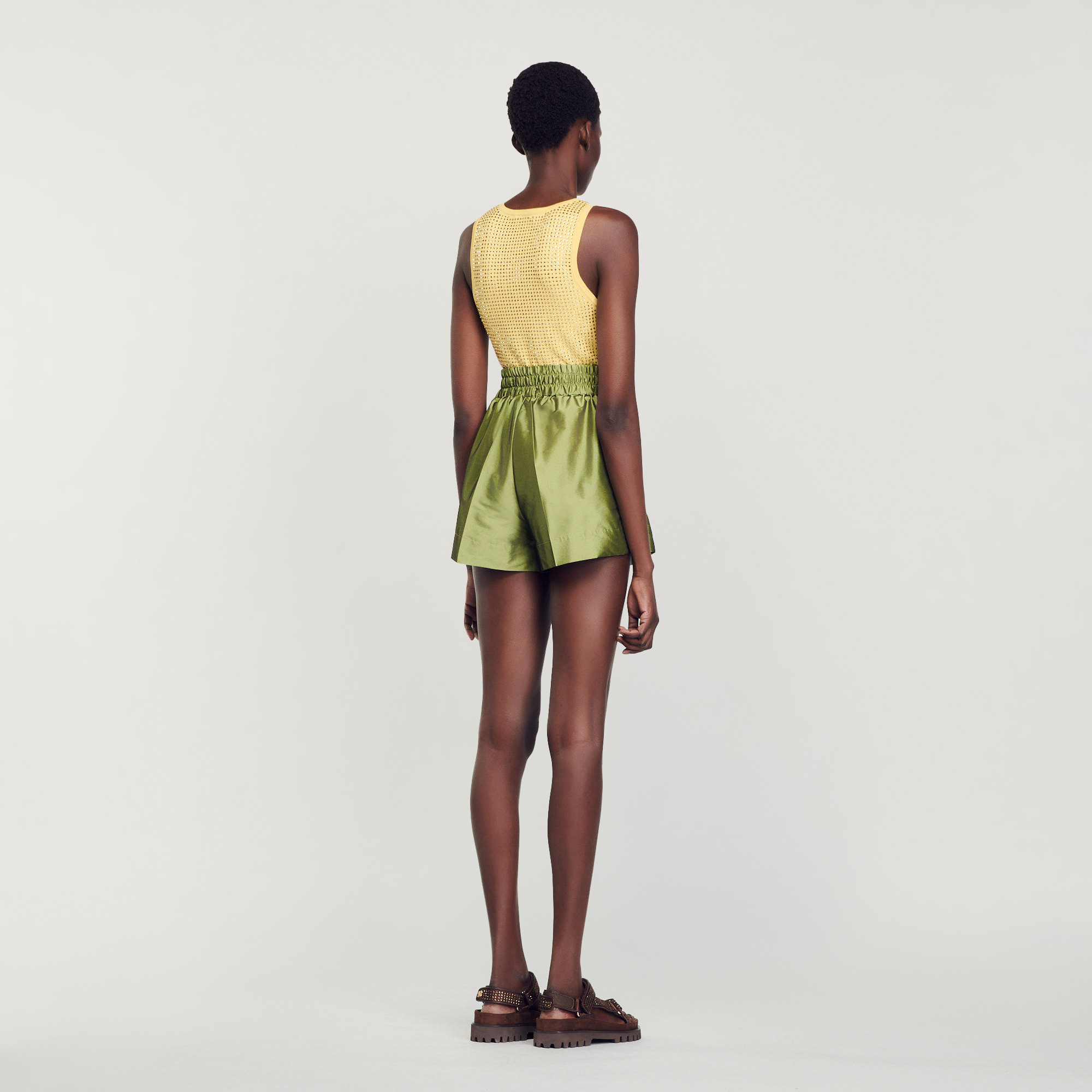 Short satine