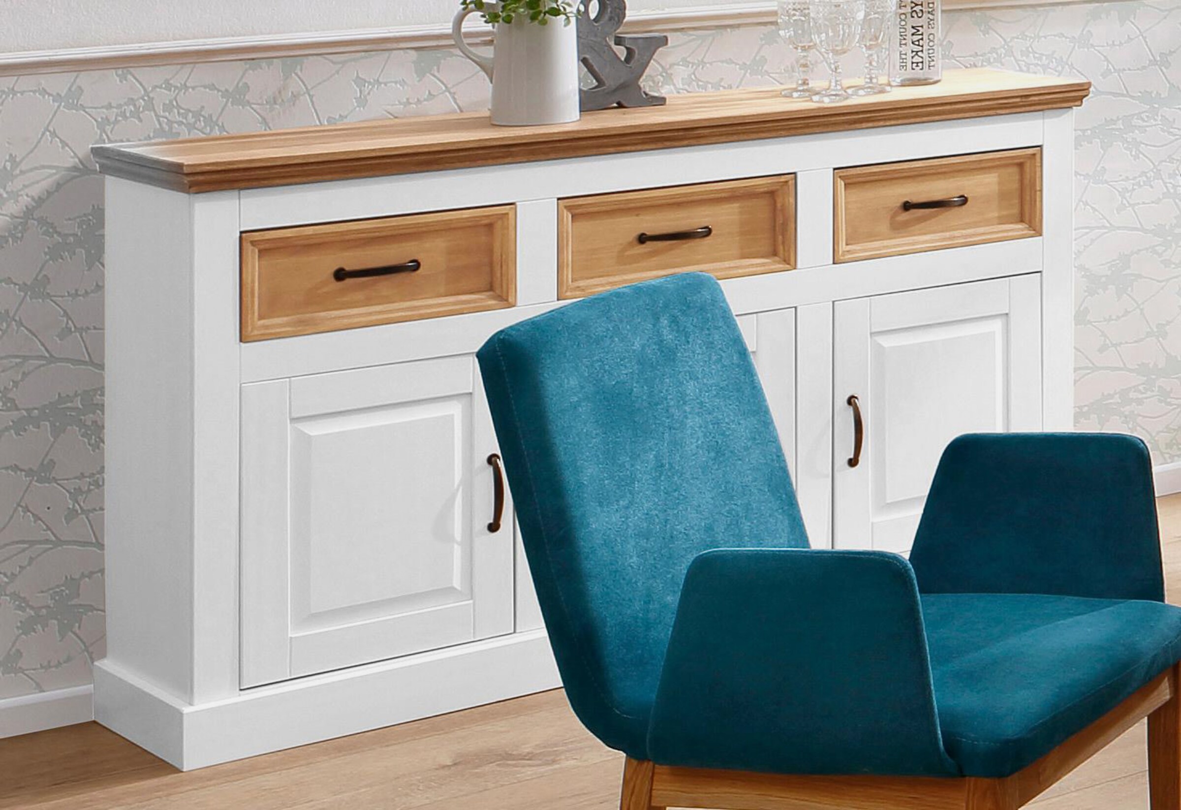 Sideboard