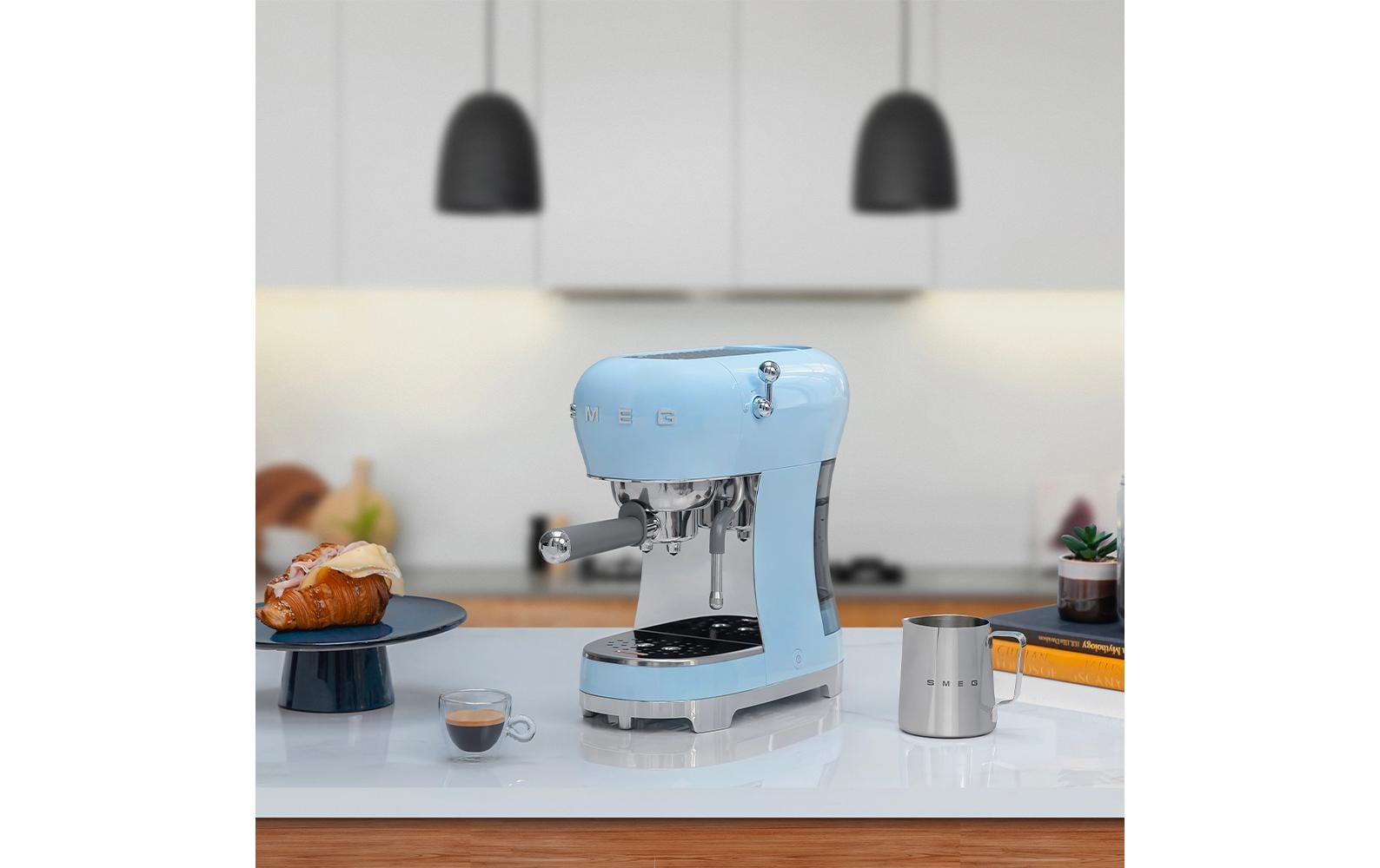 Siebträgermaschine 50's Style ECF02PBEU Blau<br>Espresso Kaffeemaschine