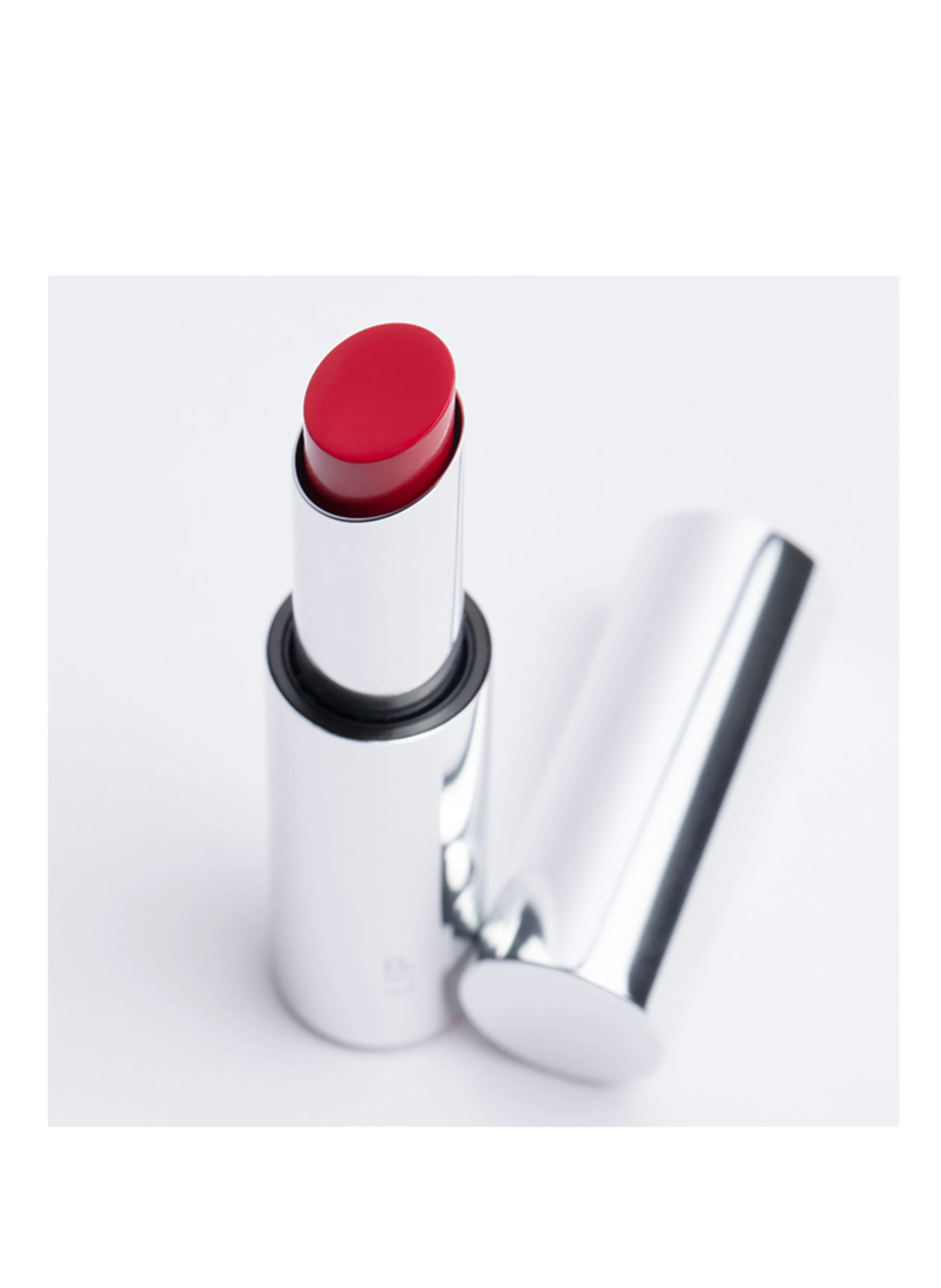 LONI BAUR LIP
