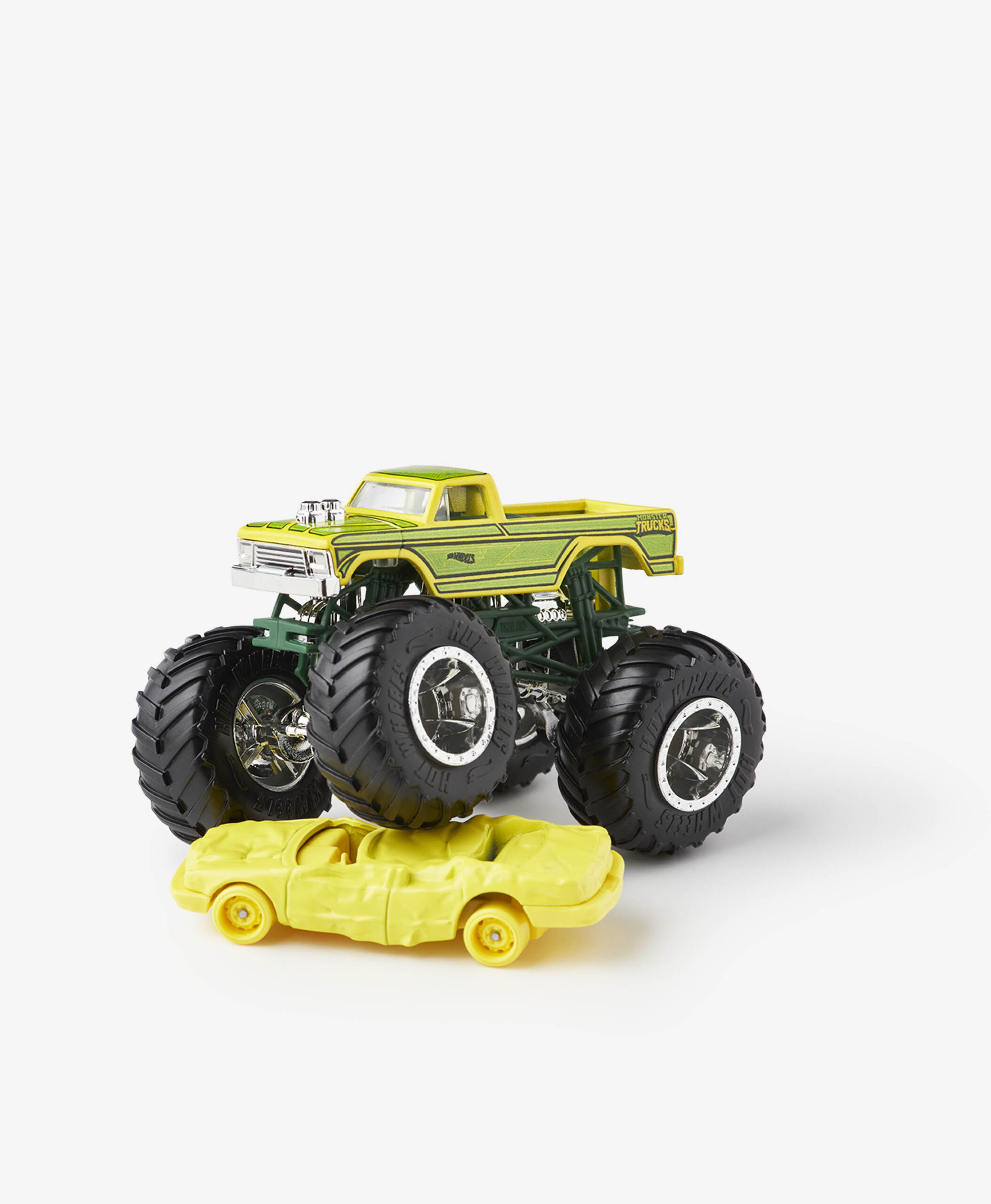 Hot Wheels Set: Monster Truck und Auto