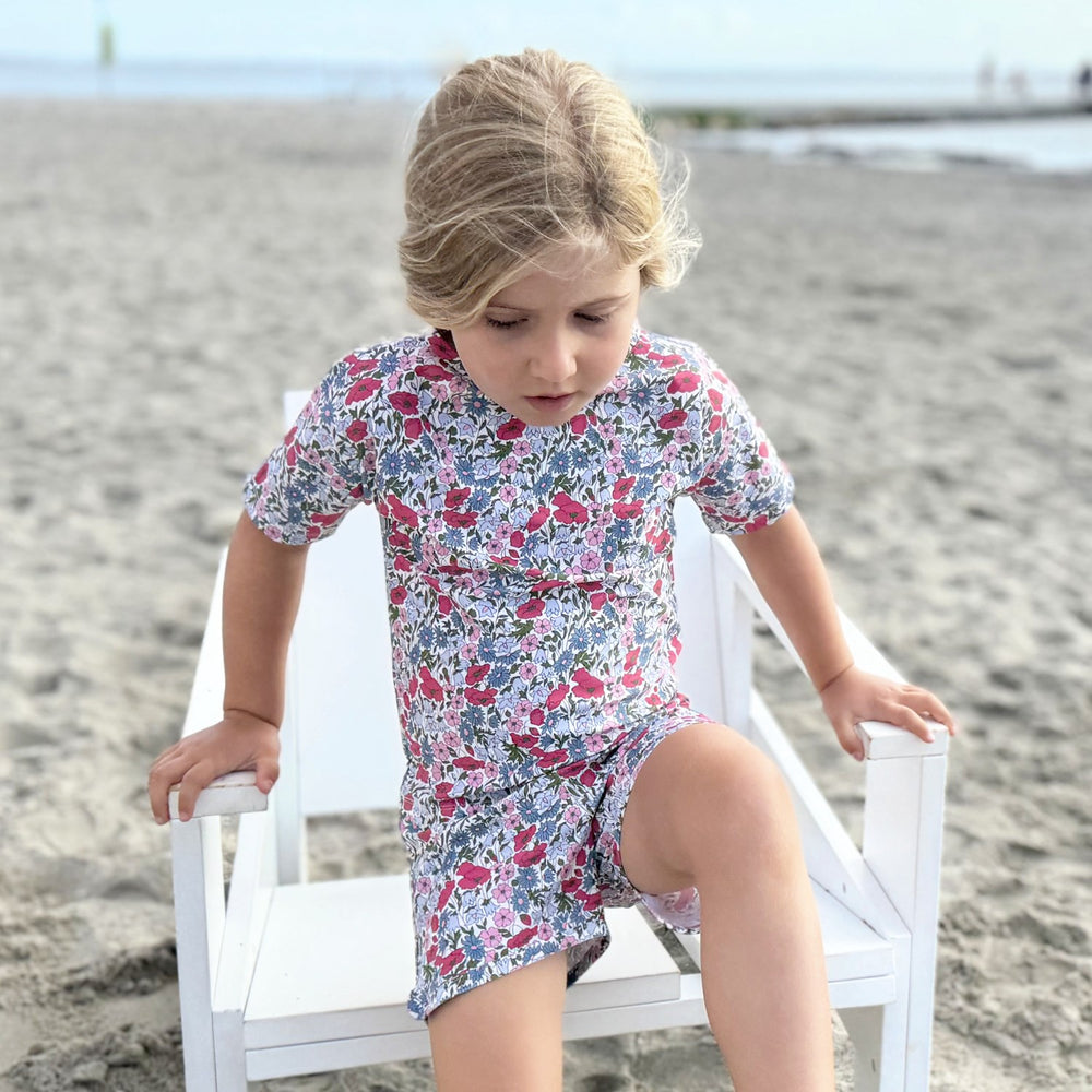 Køb Petit Crabe Poppy & Daisy P Luna Boatneck Uv-T-Shirt - Lavet af Liberty© Stof