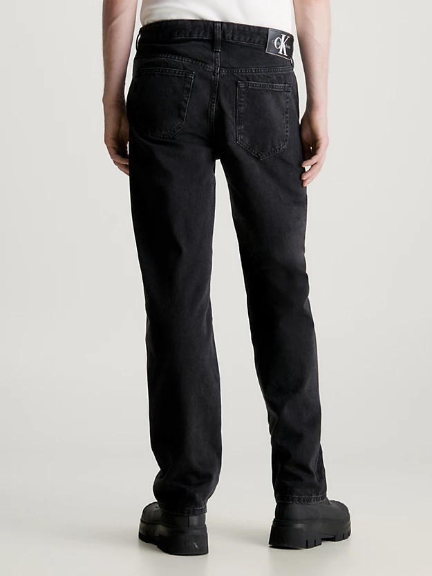 Calça jeans reta dos anos 90