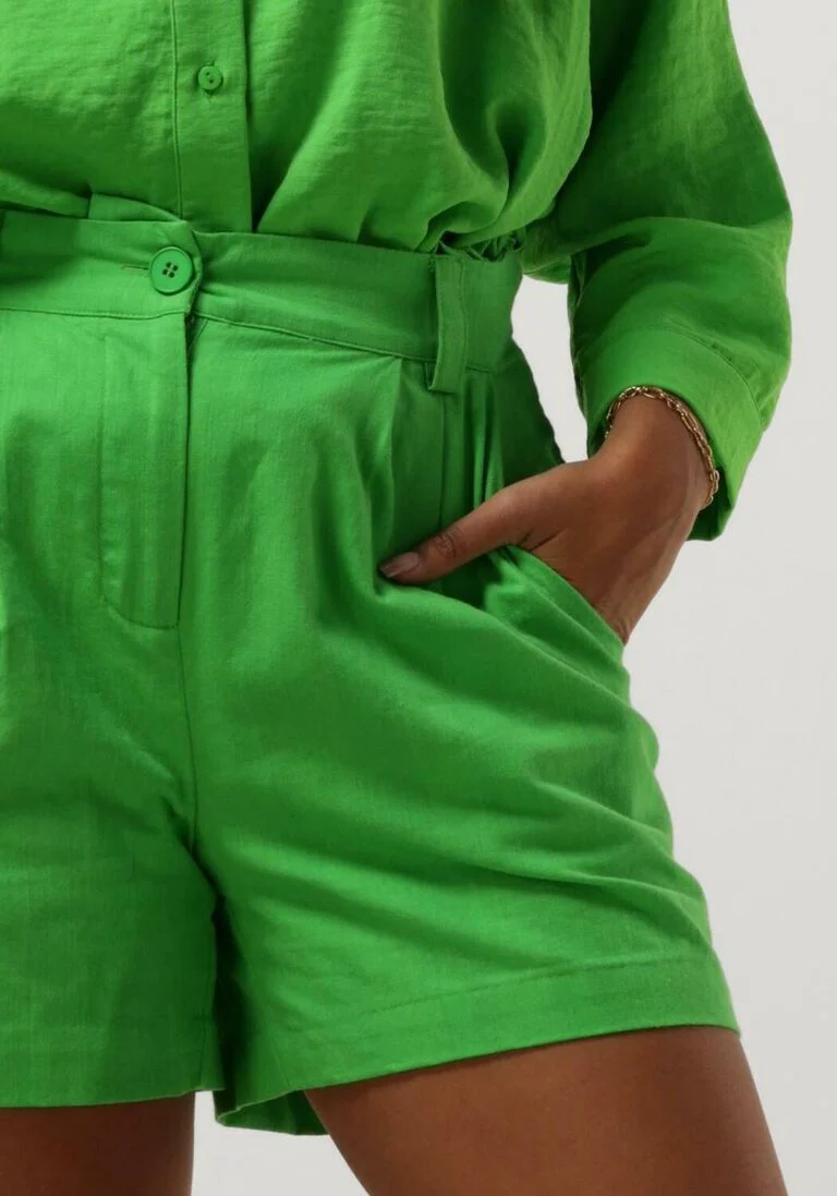 MODSTR\u00D6M groene modstr&ouml;m shorts cydney shorts
