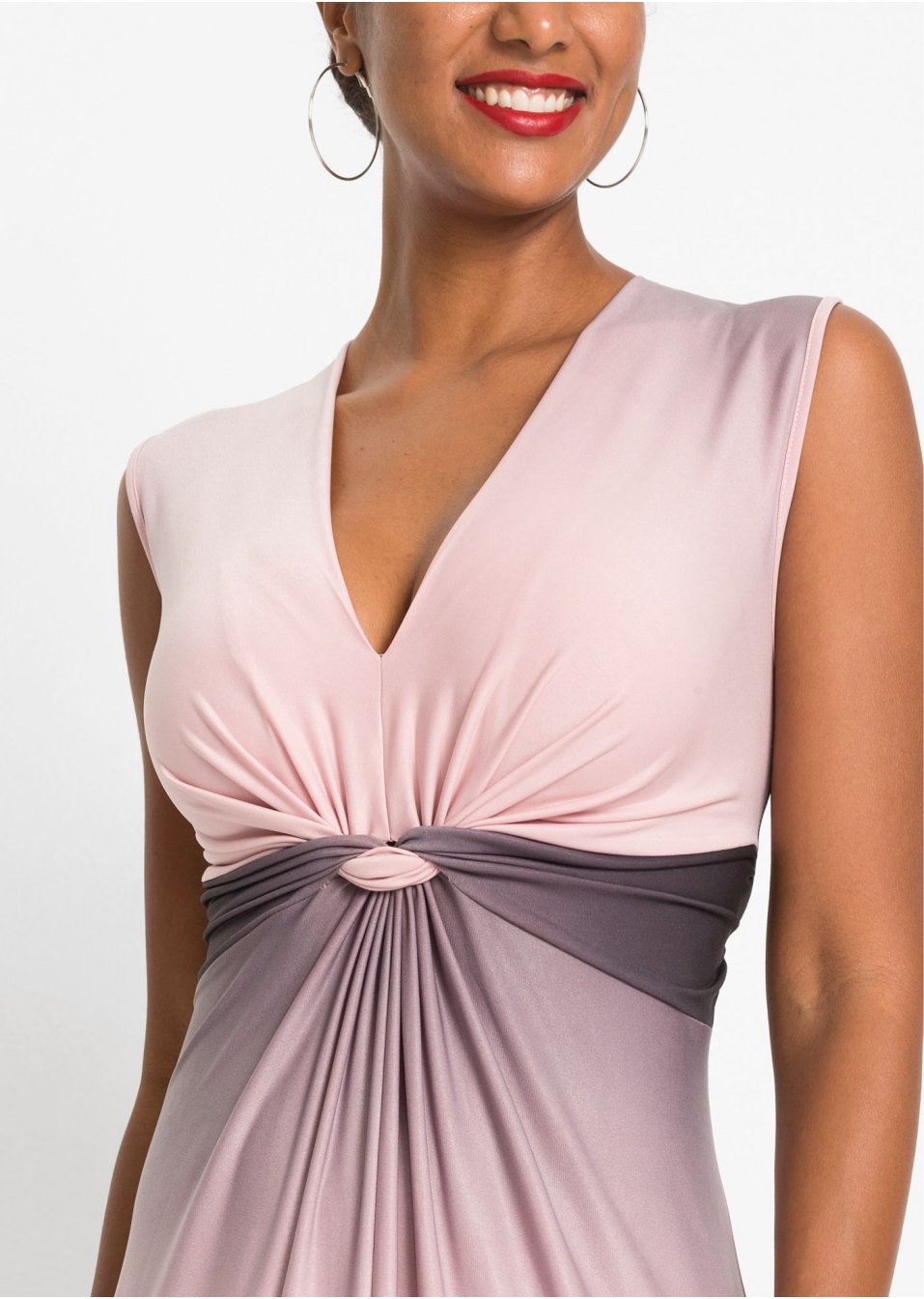 Robe à détail nœud