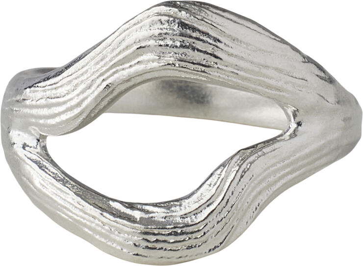 Pernille Corydon Jewellery Flowing Dreams Ring Silver