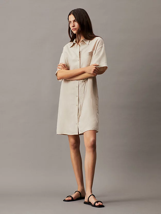 Vestido camisa confortável em mistura de linho