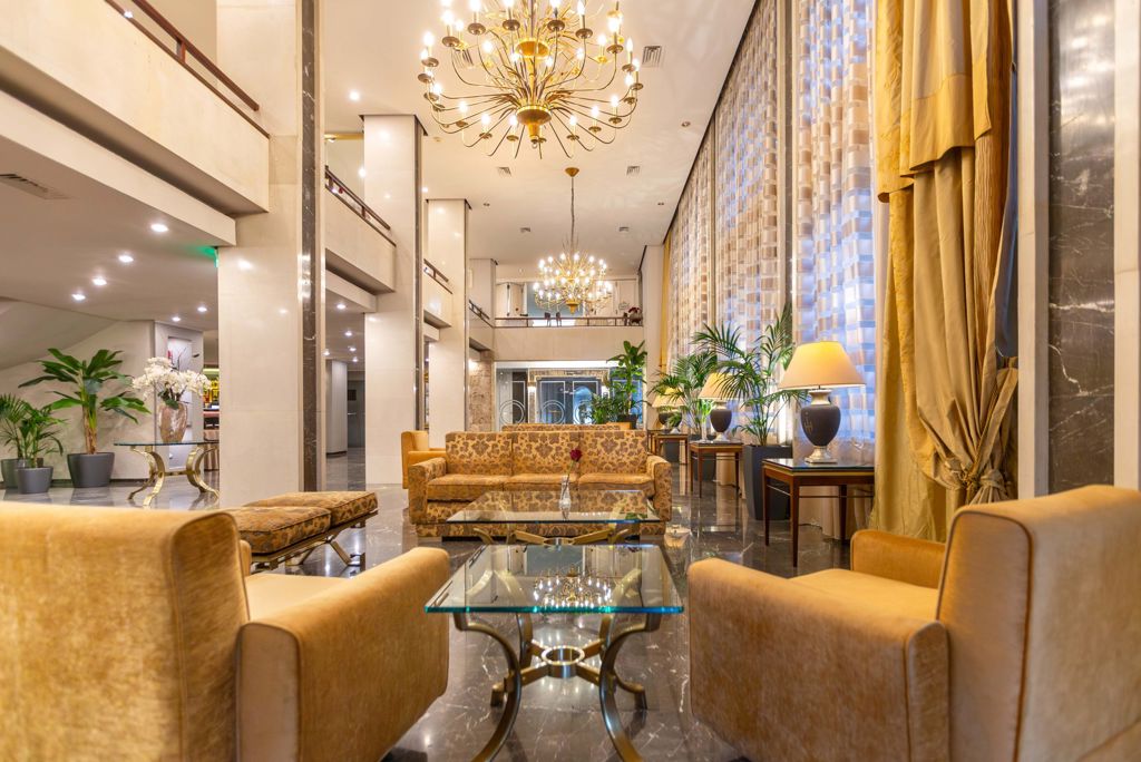 Ilisia Hotel Logies en ontbijt - Hotel