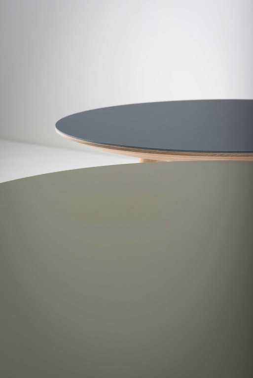 Gazzda Arp bijzettafel 45 Smokey Blue