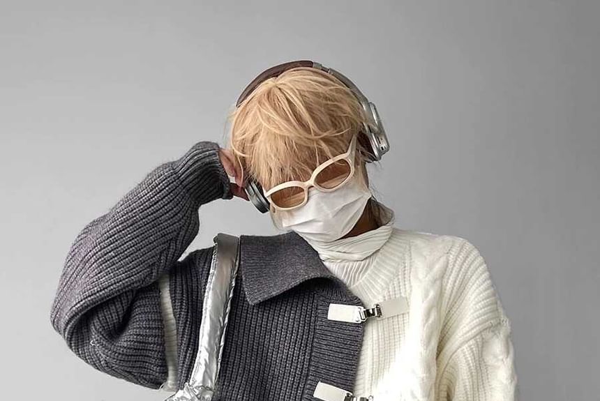 Real Boy - Tweekleurige asymmetrische gespcardigan