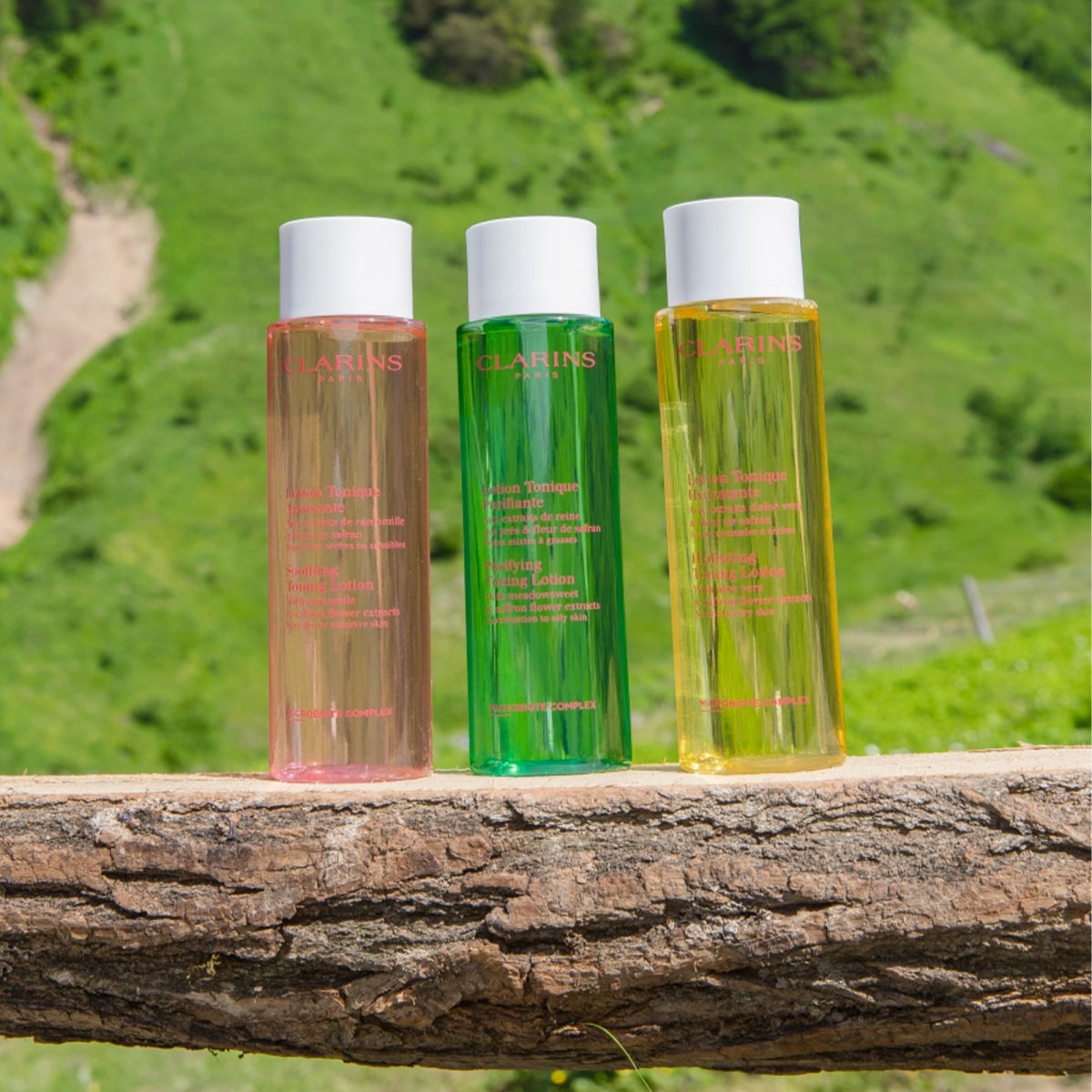 CLARINS Lotion Tonique ApaisanteAux Extraits de Camomille &  Fleur de Safran