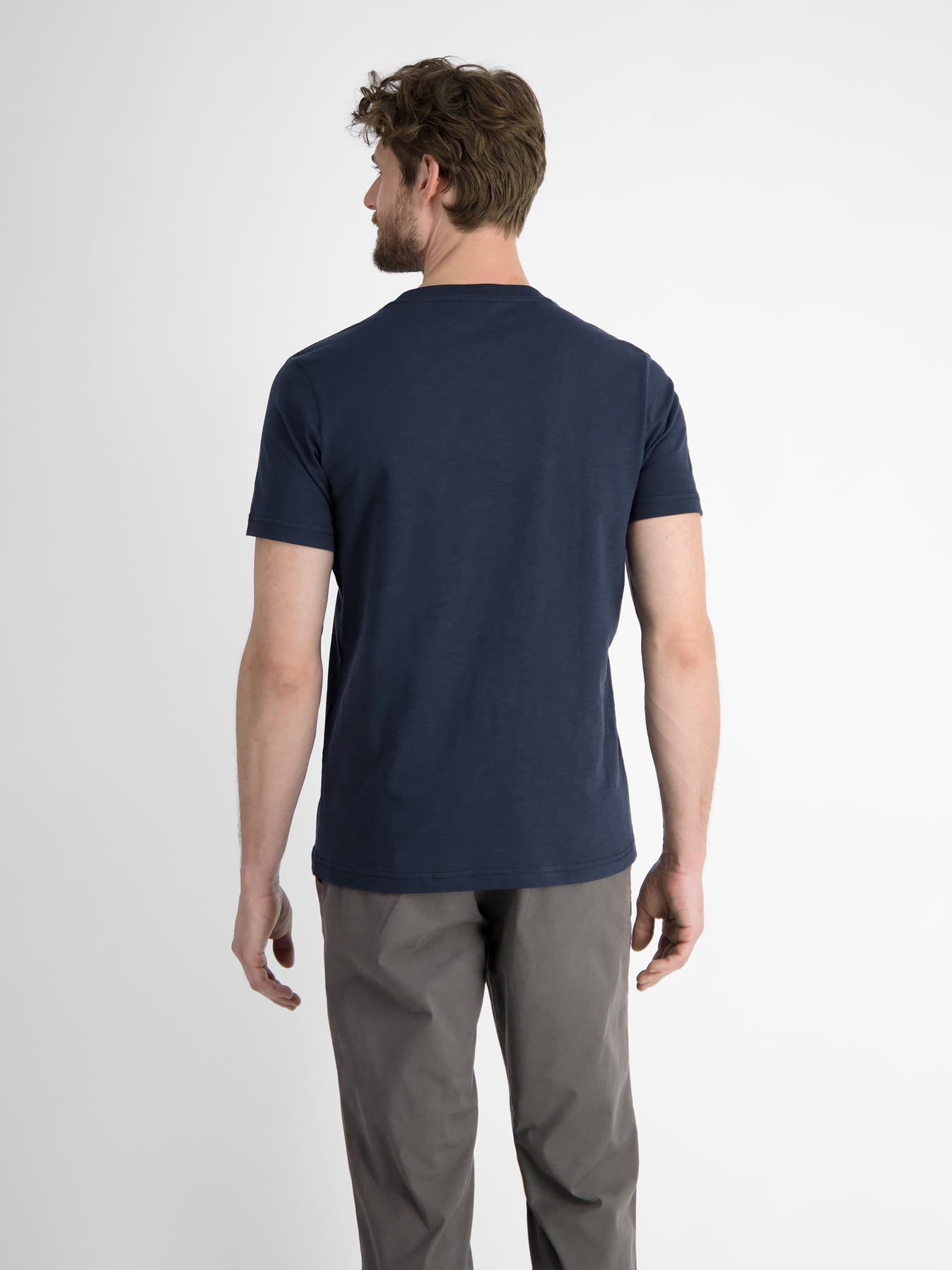 Herren T-Shirt mit sommerlichem Brustprint
