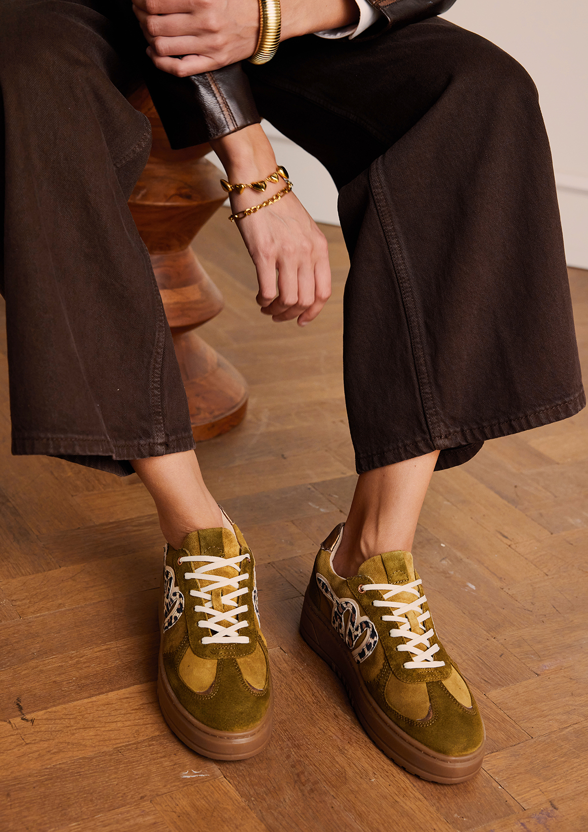 Groene suède sneakers