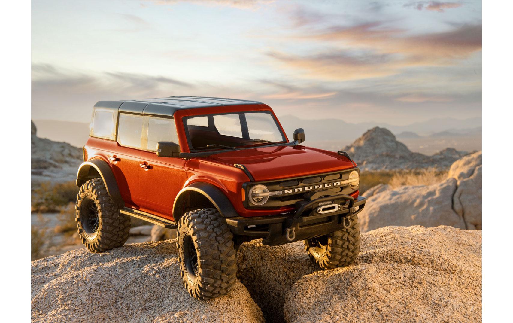Scale Crawler TRX-4 Ford Bronco 2021, Rot ARTR, 1:10<br>TRX-4 Rockcrawler mit 2-Gang Getriebe, Differentialsperre und offizieller 2021 Ford Bronco Karosserie