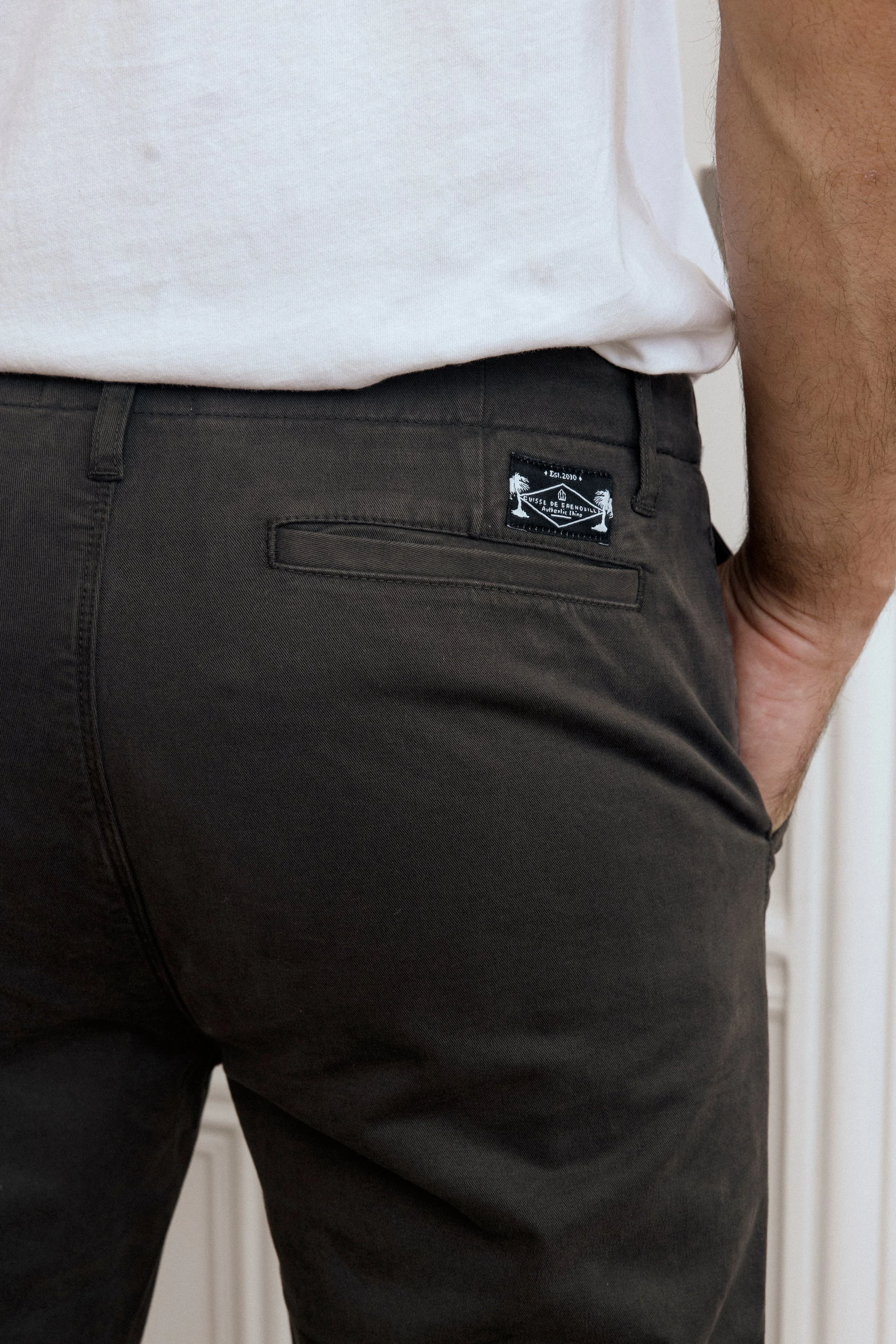 Chino encoton | Gris