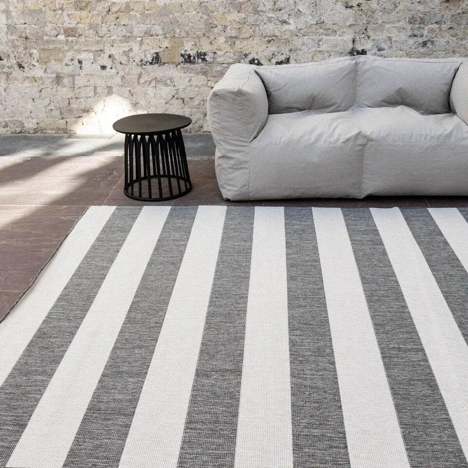 Interieur05 Buitenkleed Stripes Grijs/Wit dubbelzijdig - 230 x 160 cm