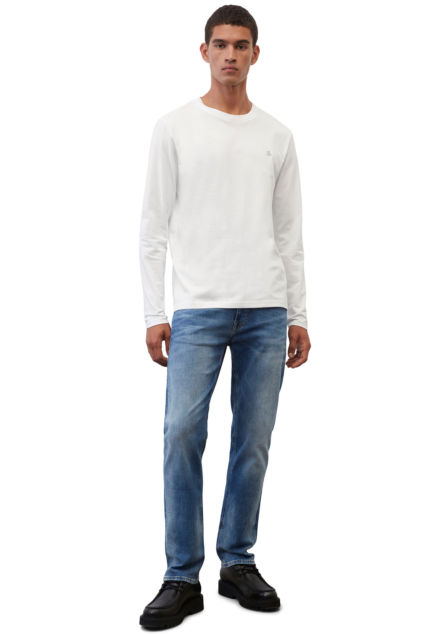 Marc O'Polo Langarmshirt , mit dezentem Logo-Print vorne