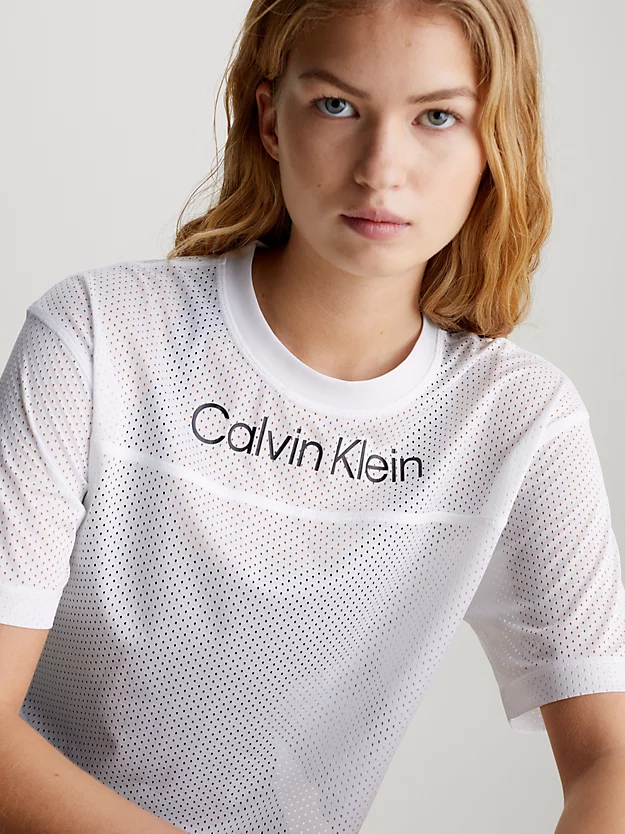 Camiseta cropped de malha para academia
