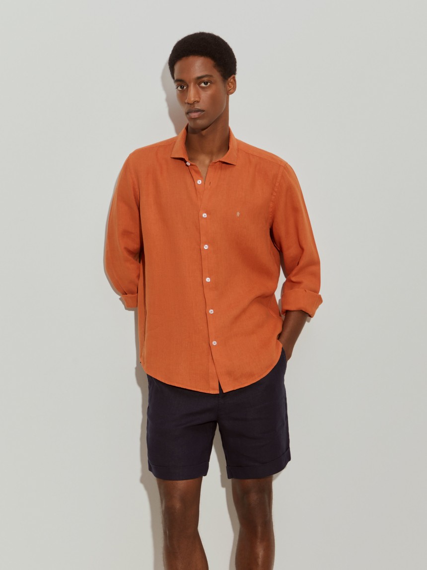Camisa de linho slim fit garment dye