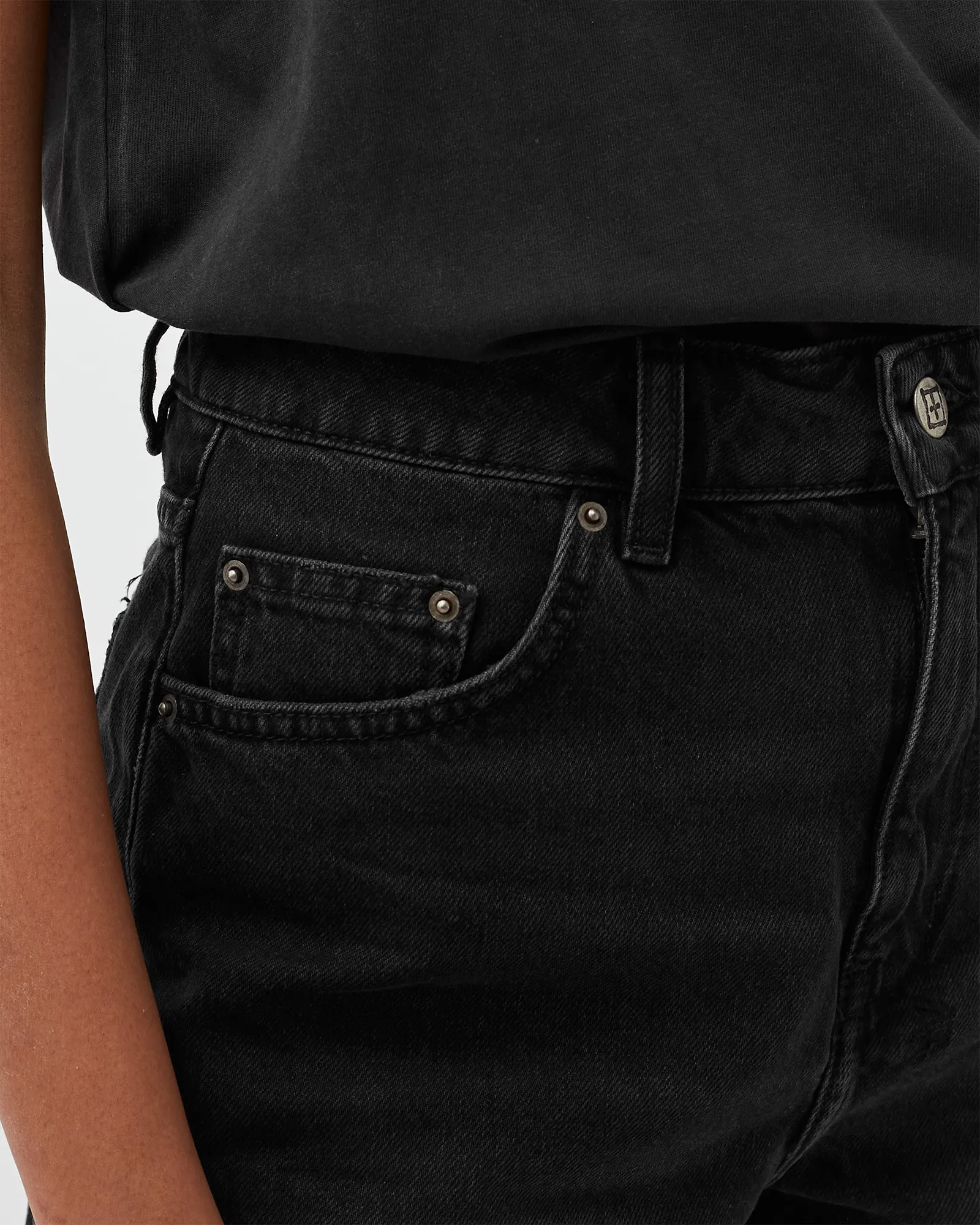 Ksubi WMNS rise n hi shorts