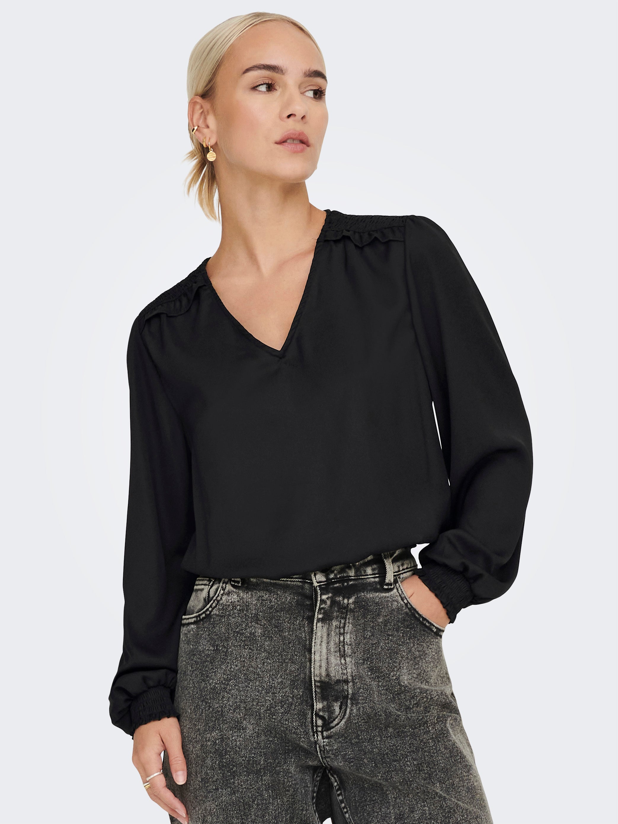ONLTIANA Gesmoktes Top Black