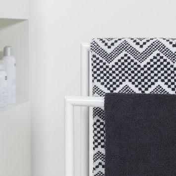 Sealskin Tube handdoekrek vrijstaand metaal wit