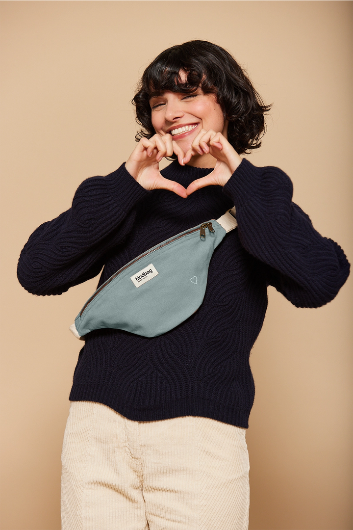 Sac banane Olivia Sauge Broderie Coeur