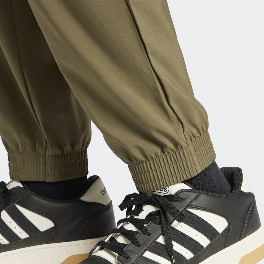 Adidas Essentials Small Logo Cargo Pants