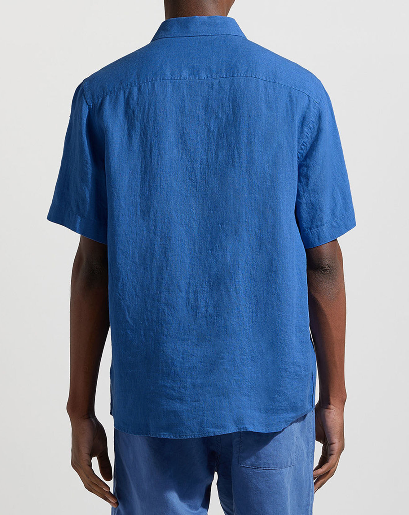 Galeries Lafayette Chemise 100% Lin Pilinco mc bleu foncé